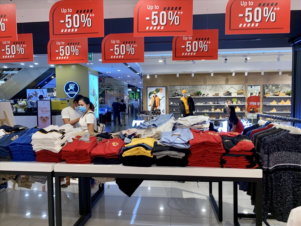 UNIQLO AUSTRALIA BLACK FRIDAY ONLINE PRIZE CAMPAIGN #44 UNIQLO AUSTRALIA BLACK FRIDAY ONLINE PRIZE CAMPAIGN